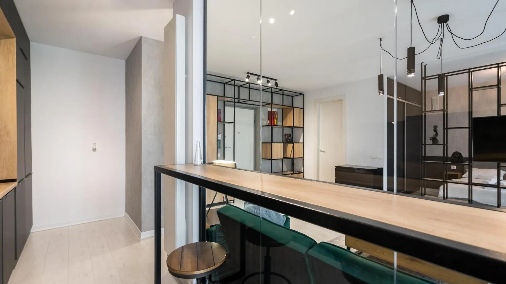Cloud9 Noir - Modern Design Apartment Bucharest 0*,  Romania