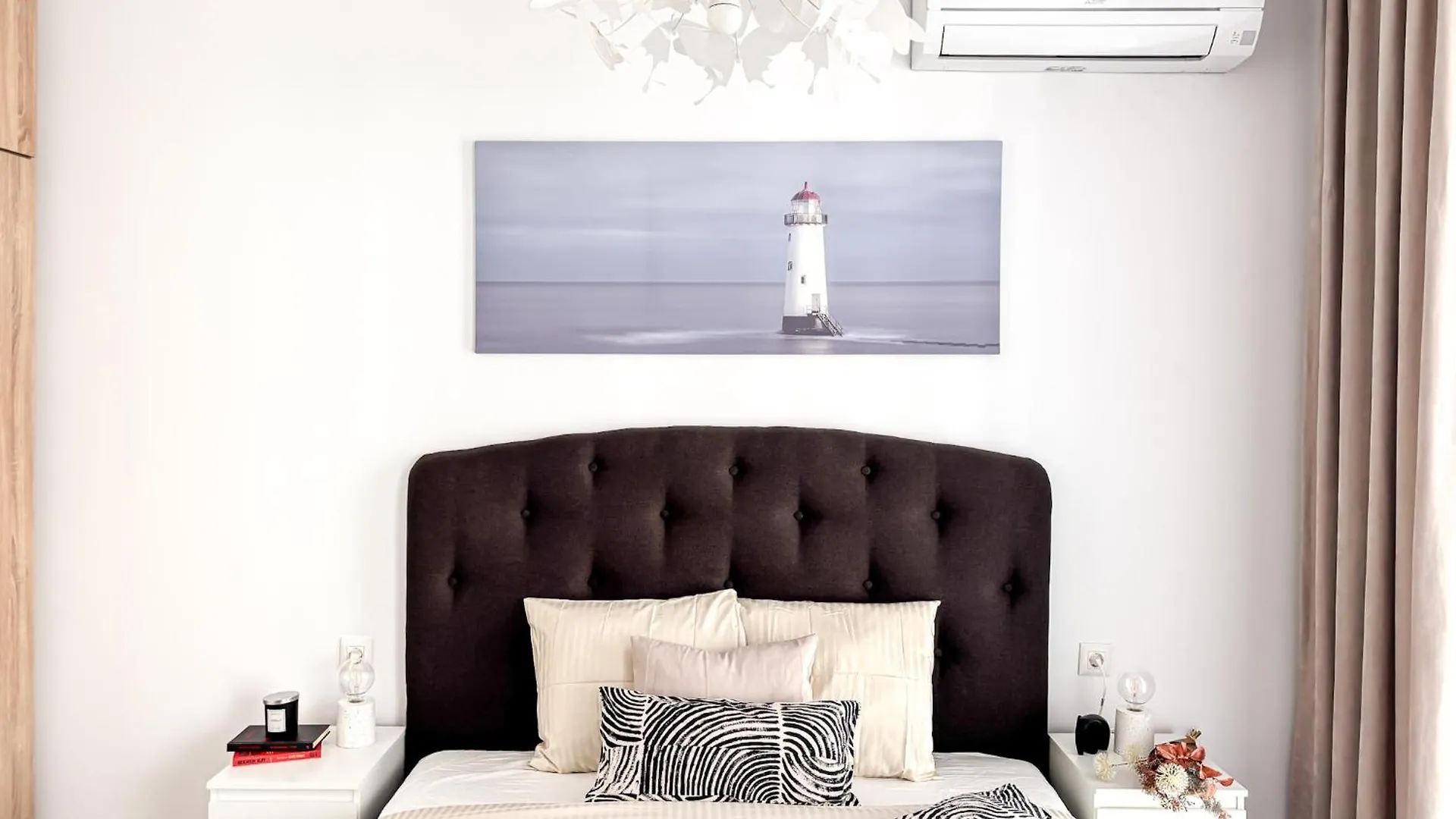 Cloud9 Noir - Modern Design Apartment Bucharest 0*,