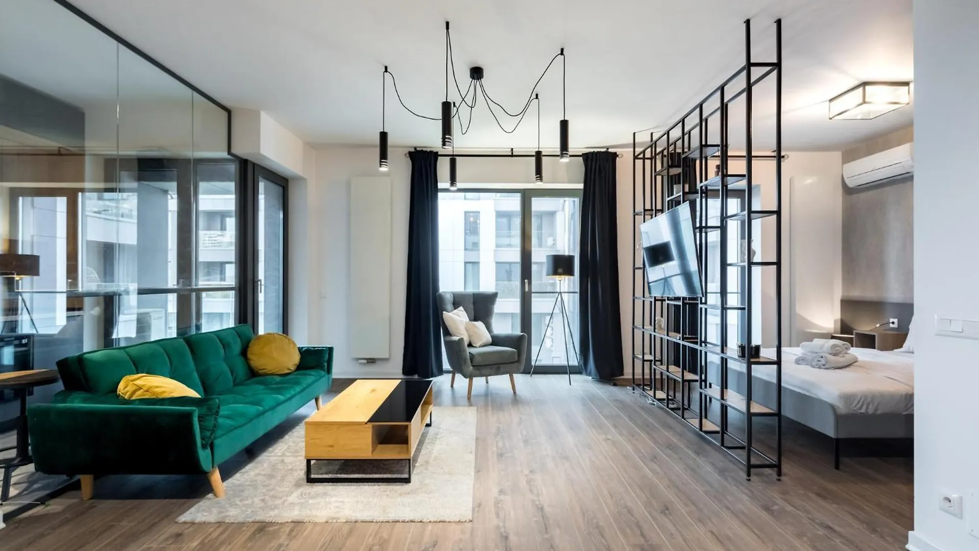 Cloud9 Noir - Modern Design Apartment Bucharest Romania