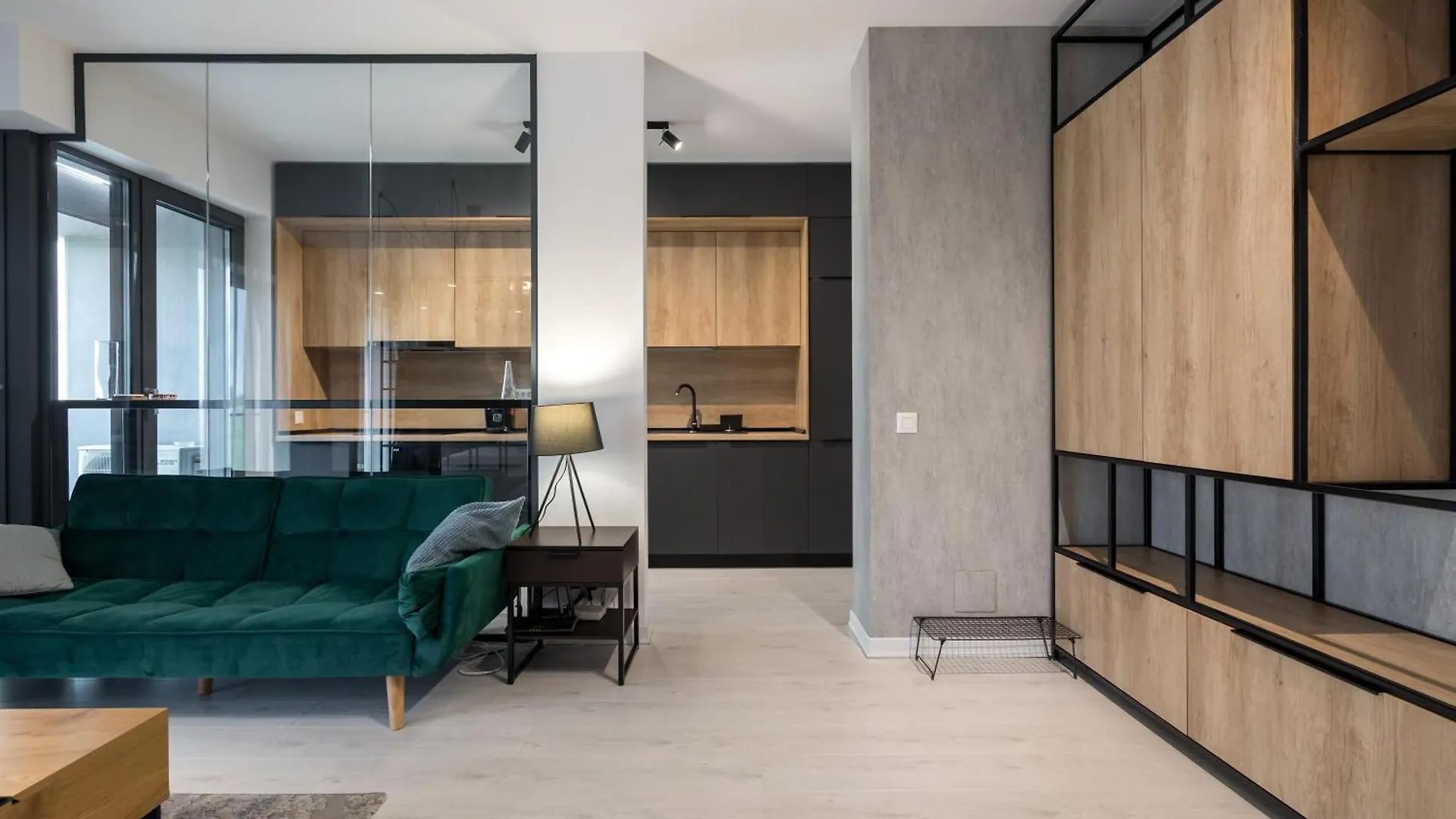 Cloud9 Noir - Modern Design Apartment Bucharest