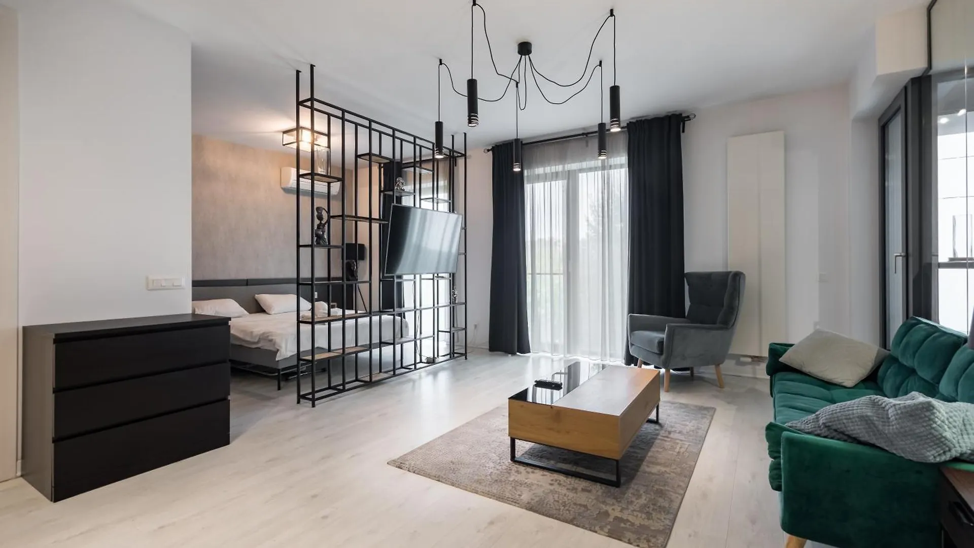 Cloud9 Noir - Modern Design Apartment Bucharest