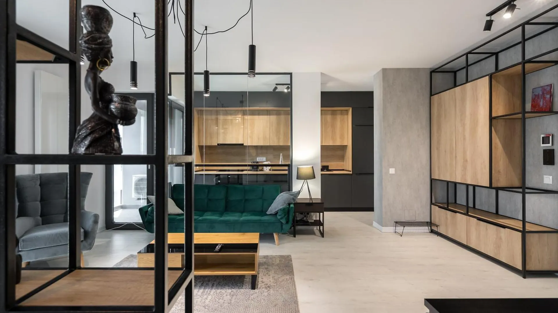 Cloud9 Noir - Modern Design Apartment Bucharest